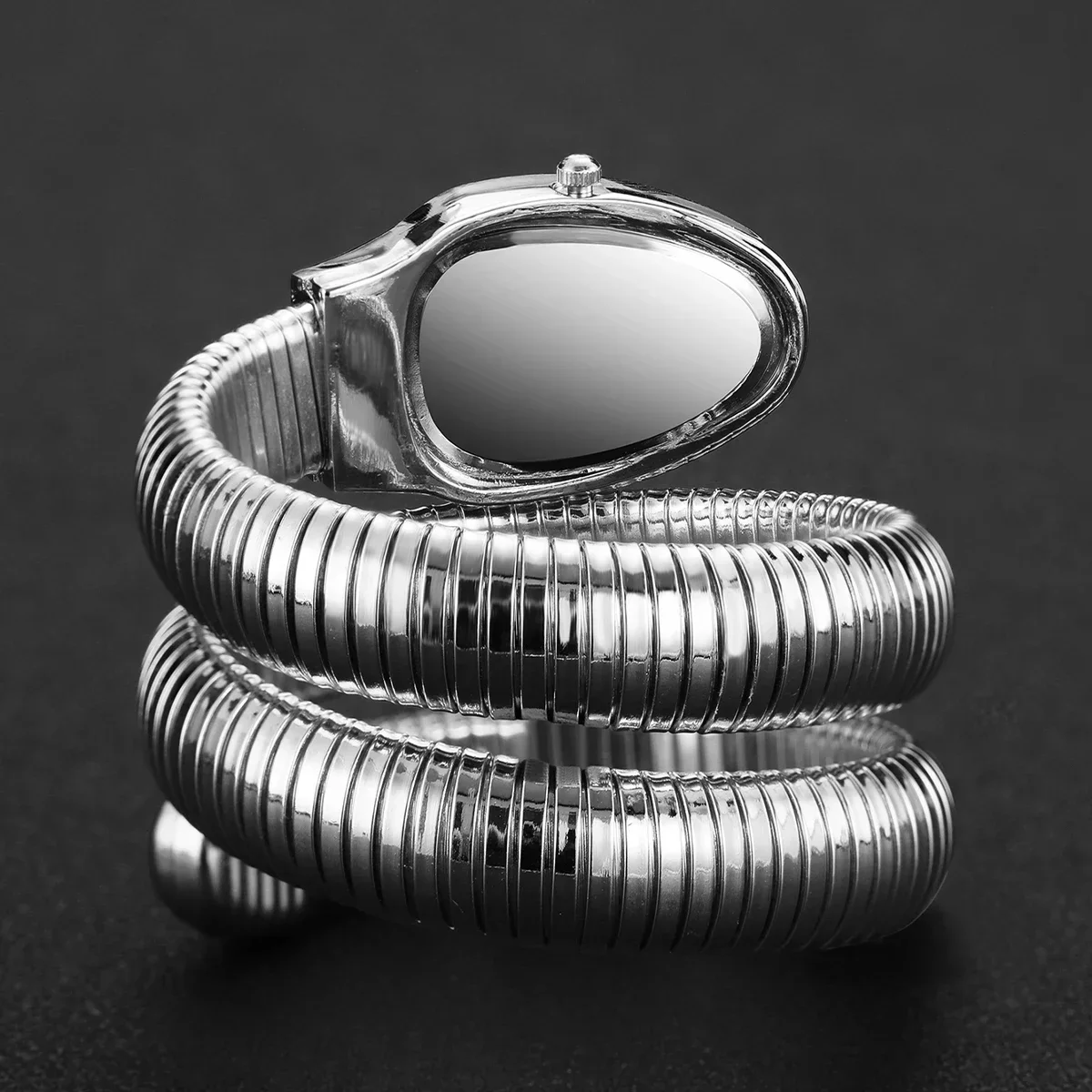 عالية الجودة الفاخرة المرأة كوارتز ساعة سوار الفولاذ المقاوم للصدأ الذهب السيدات الساعات ساعة أزياء السيدات ساعة اليد فقط