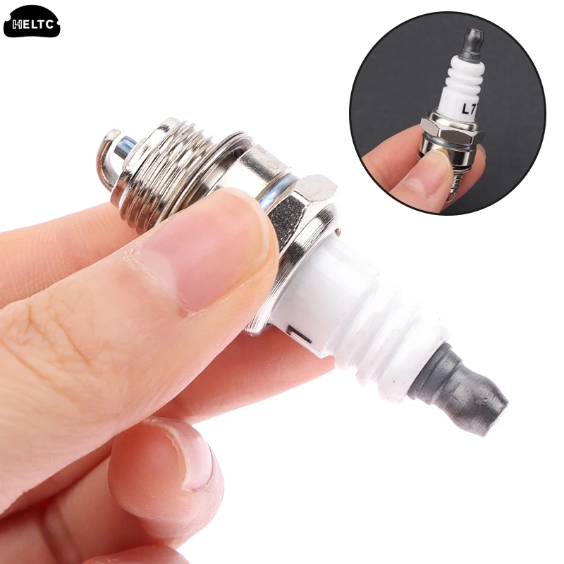 1PCS  DIY Accessories Mower Flower Plug RJ19LM BR2LM Lawn Mower Spark Plugs For Briggs And Stratton Engines Motors Power