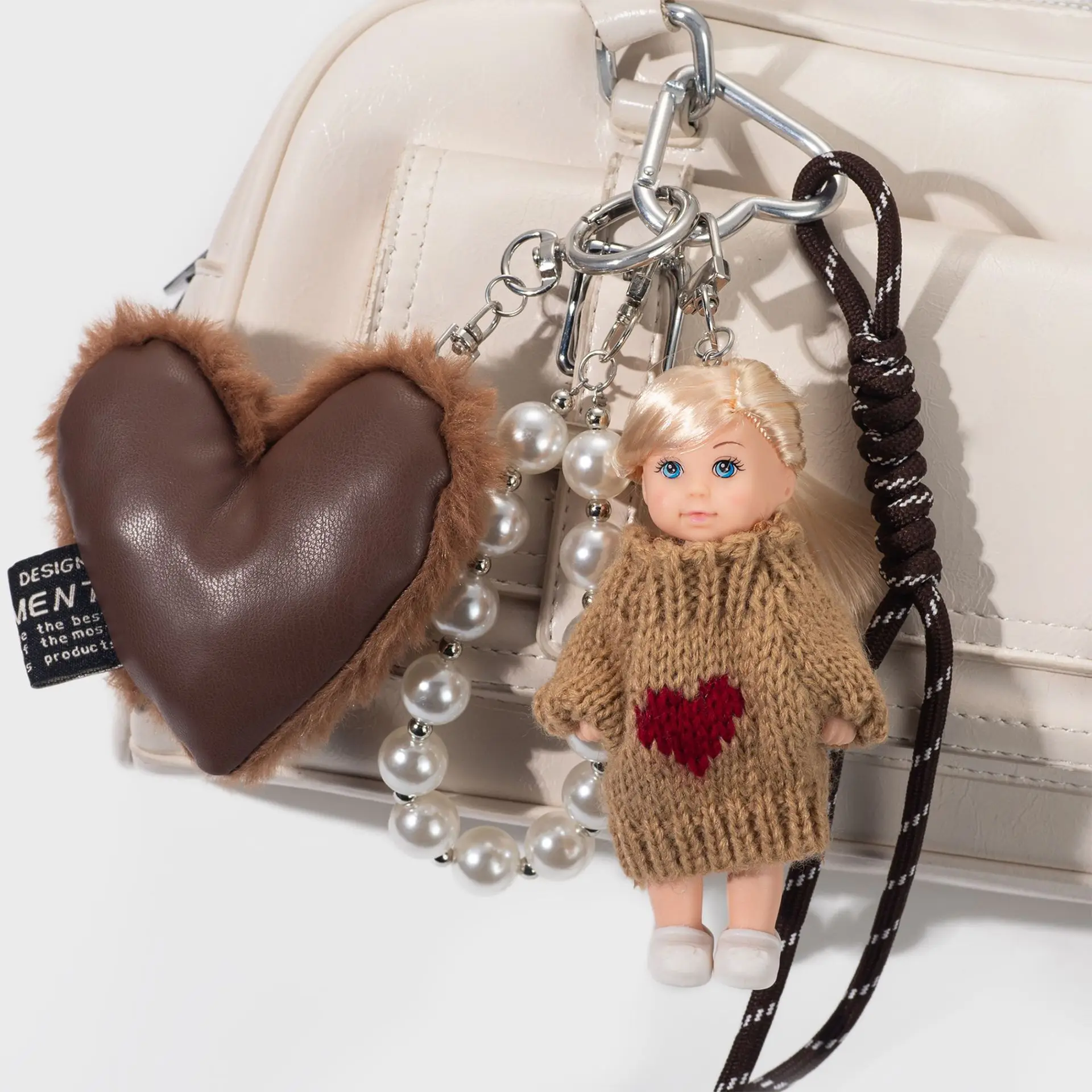 Ins Korean Version Sweet Cute Face Princess Doll Keychain Exquisite Love Accessories Backpack Decor Pendant Keychain Gifts