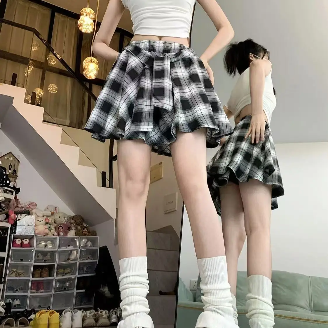 2025 Summer Retro Checkered Half Length Skirt Women High Waist Anti Glare Checkered Short Skirt Irregular Pleated A-line Skirt