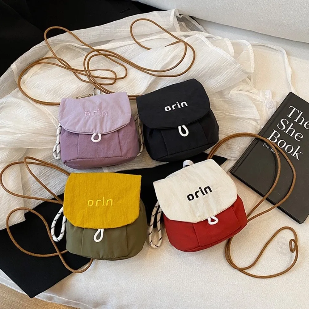 Sweet Cloth Neck Hanging Bag Flip Contrast Color Children Coin Purse Mini Headphone Bag Small Item Bag Children