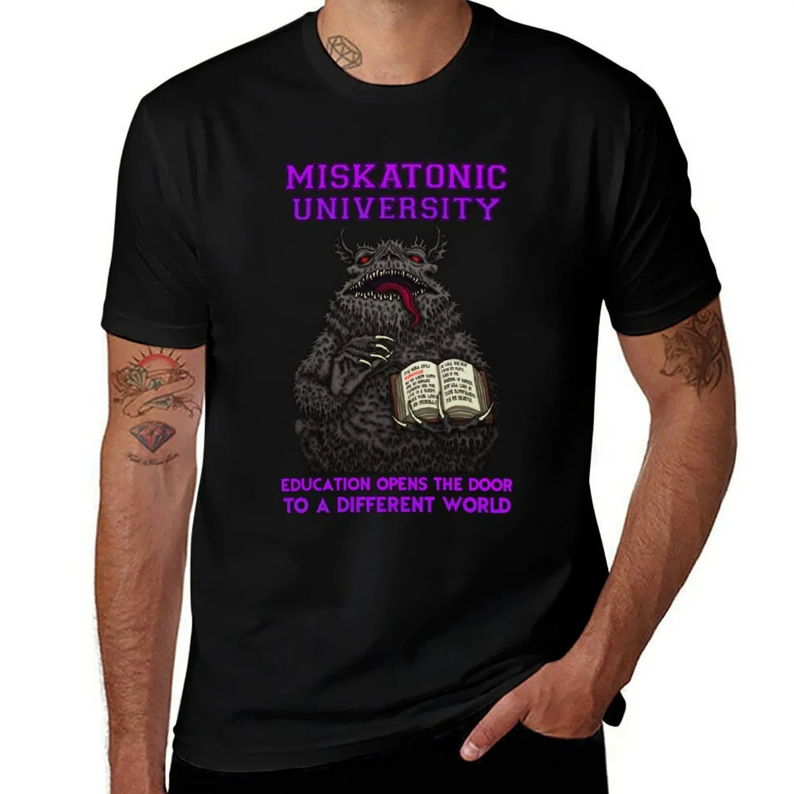 Miskatonic Tsathoggua - Azhmodai 2020 T-Shirt Lightweight Gym Training T-Shirt