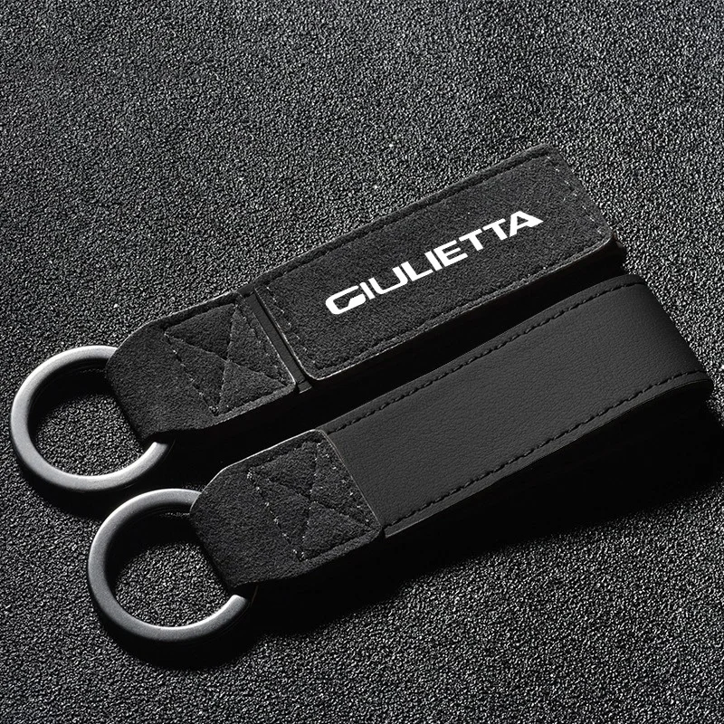 High-Grade Car Keychain Fashion Horseshoe Buckle Anti-theft Key Ring For Alfa Romeo Giulietta Auto Styling Interior Accessories