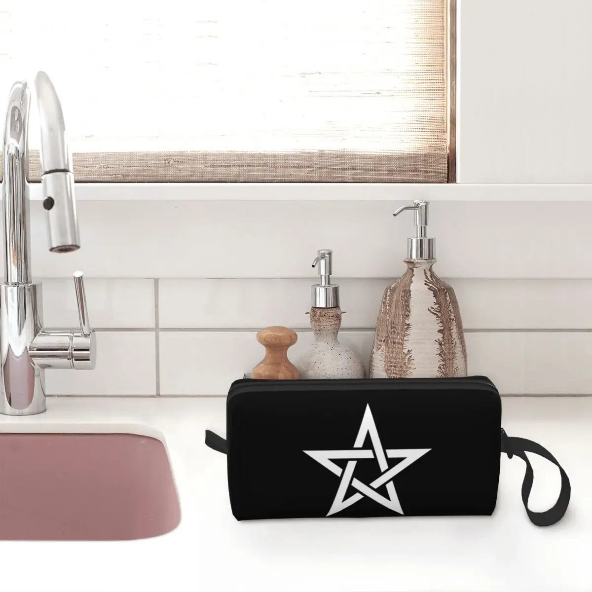White Upright Pentacle Pentagram Witchcraft And Wicca Makeup BagToiletry Cosmetic Bag for Women Beauty Travel Pencil Case