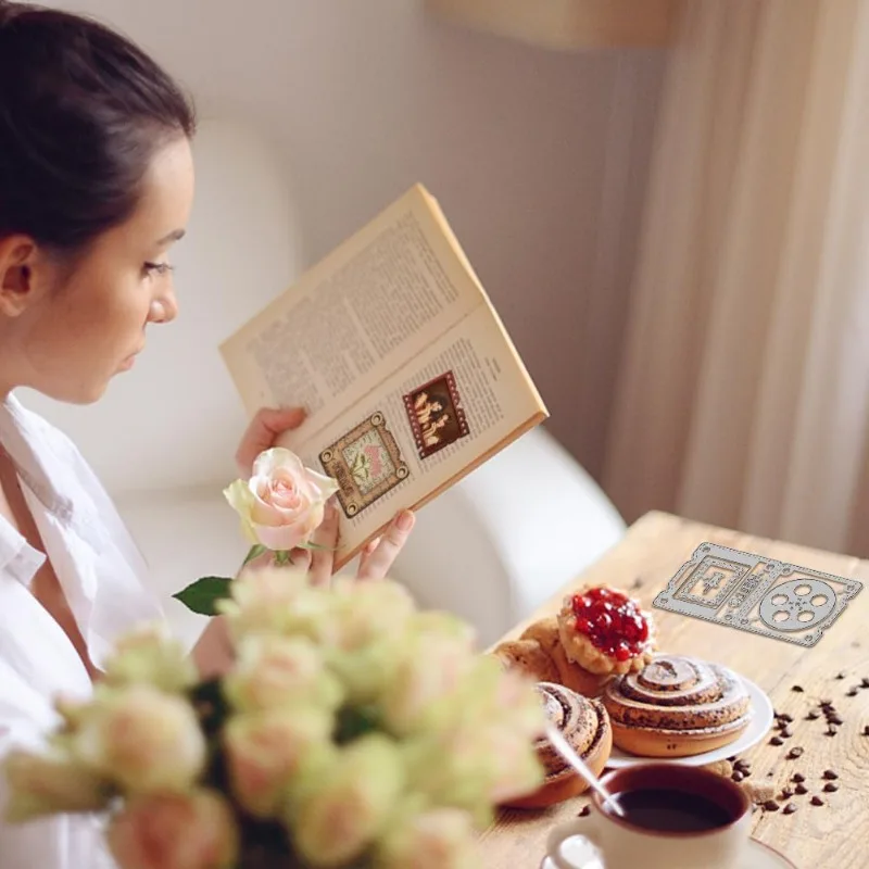 カード作成用フレームカットダイ、金属フィルムスタンプ、スクラップブッキング装飾、エンボス加工ホリデー、チケット、DIY