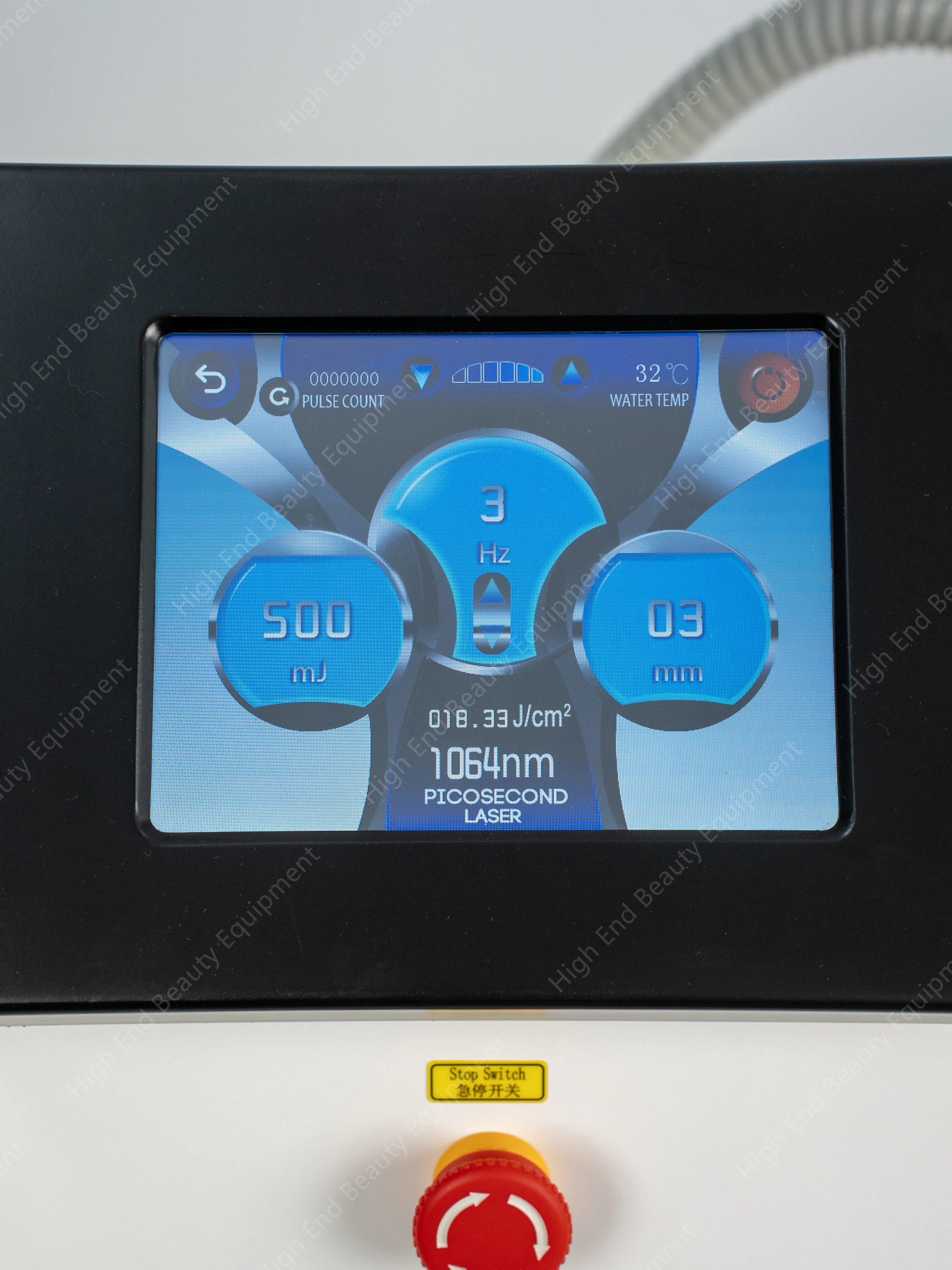 آلة إزالة الليزر المحمولة 808Nm الجليد غير مؤلم جميع أنواع الجلد ليزر ديود 808 آلة إزالة الشعر