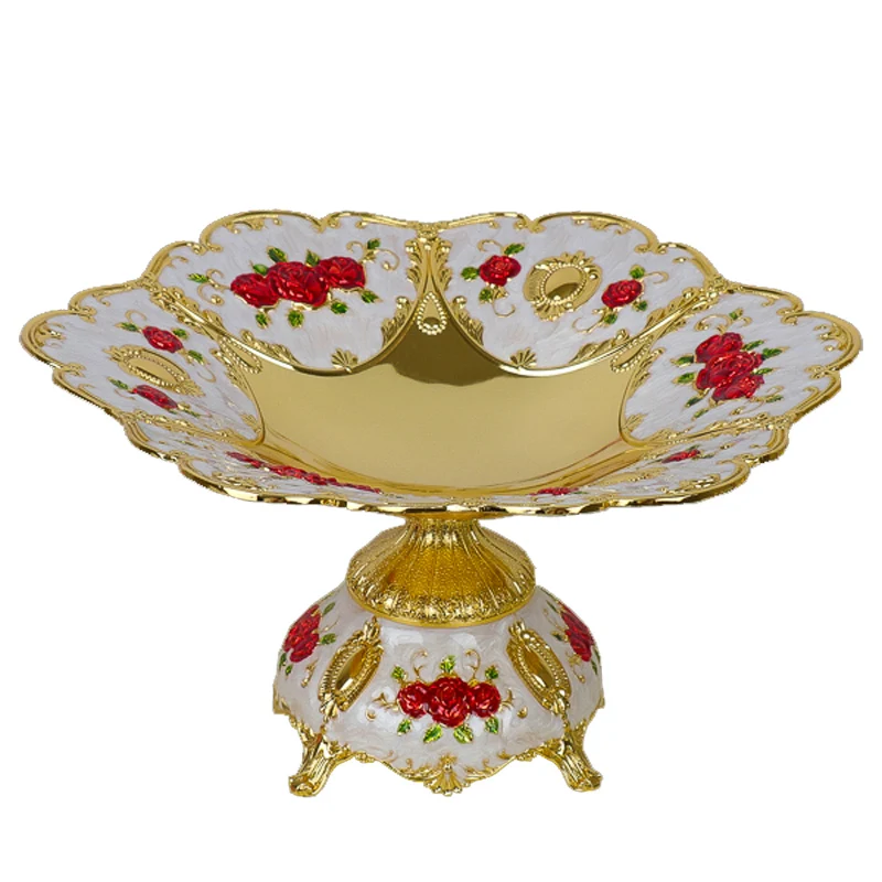 European-style household luxury metal fruit bowls ktv box table top-grade snack dishes dried fruit bowls.