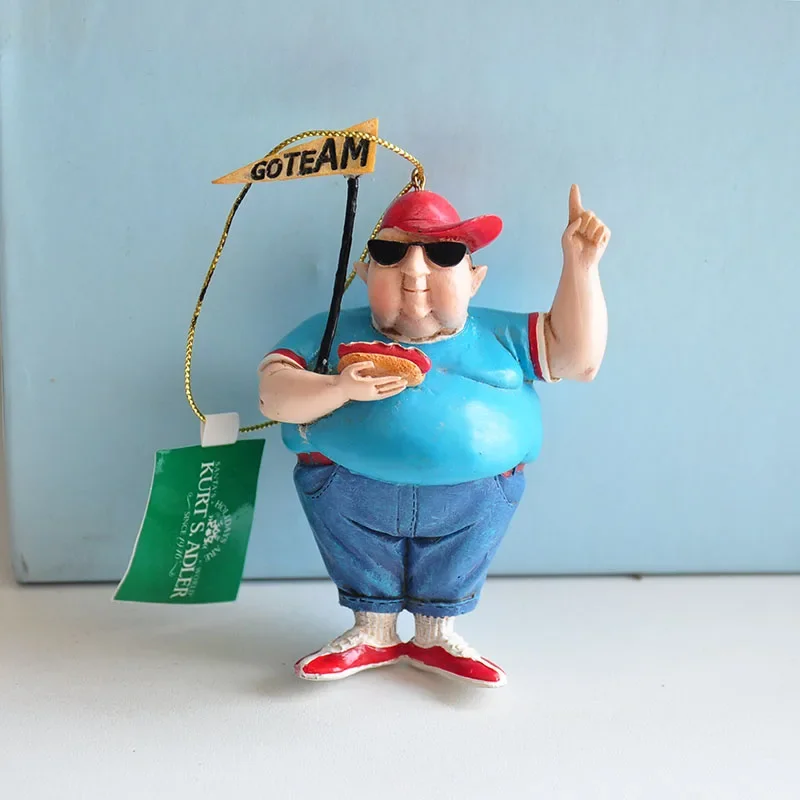 Resin Crafts Creative Funny Eating Burger Yankee Figurine Pendant Home Decorations Gift