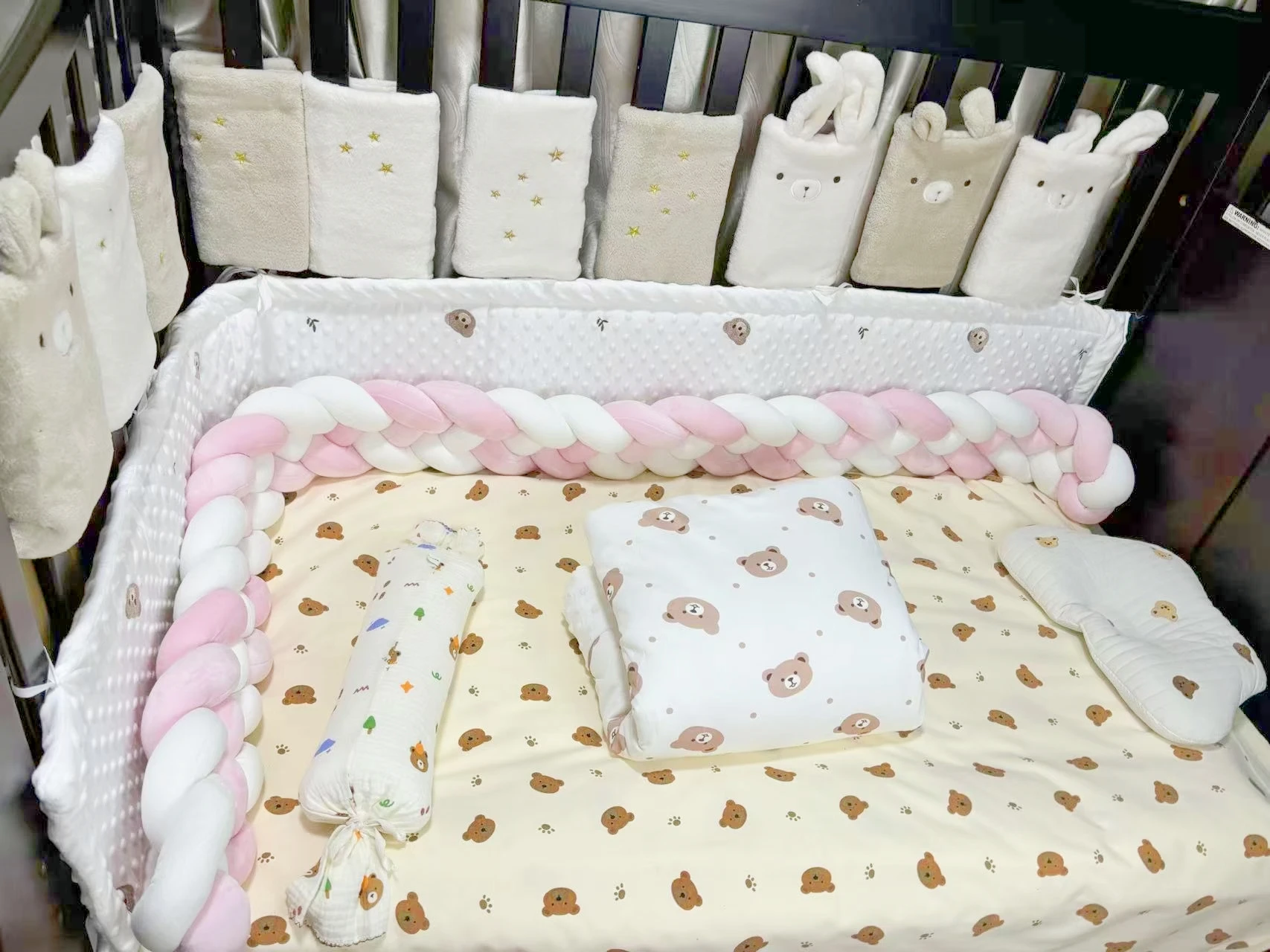 2M 3M Bumper for Newborn Baby Blanket Quilt Crib Circumference Bumper Candy Pillow Urine Pad Baby Room Decoration 2024 Crib Set