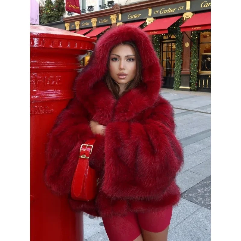 Cappotto con cappuccio Giacca invernale da donna Cappotti di pelliccia rossa Maniche lunghe Giacca soffice Moda Giacche di pelliccia artificiale Abbigliamento di lusso caldo