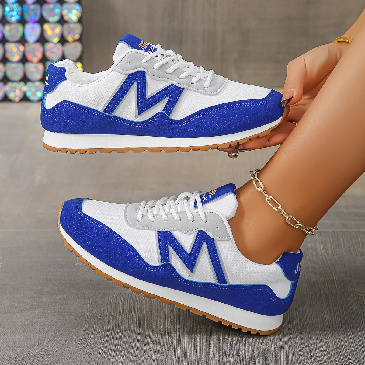 

Pop Lightweight Non Slip Sneakers For Women 2025 Spring Fashion Mix Color Flat Shoes Woman Soft Sole Casual Sports Shoes Plus Si