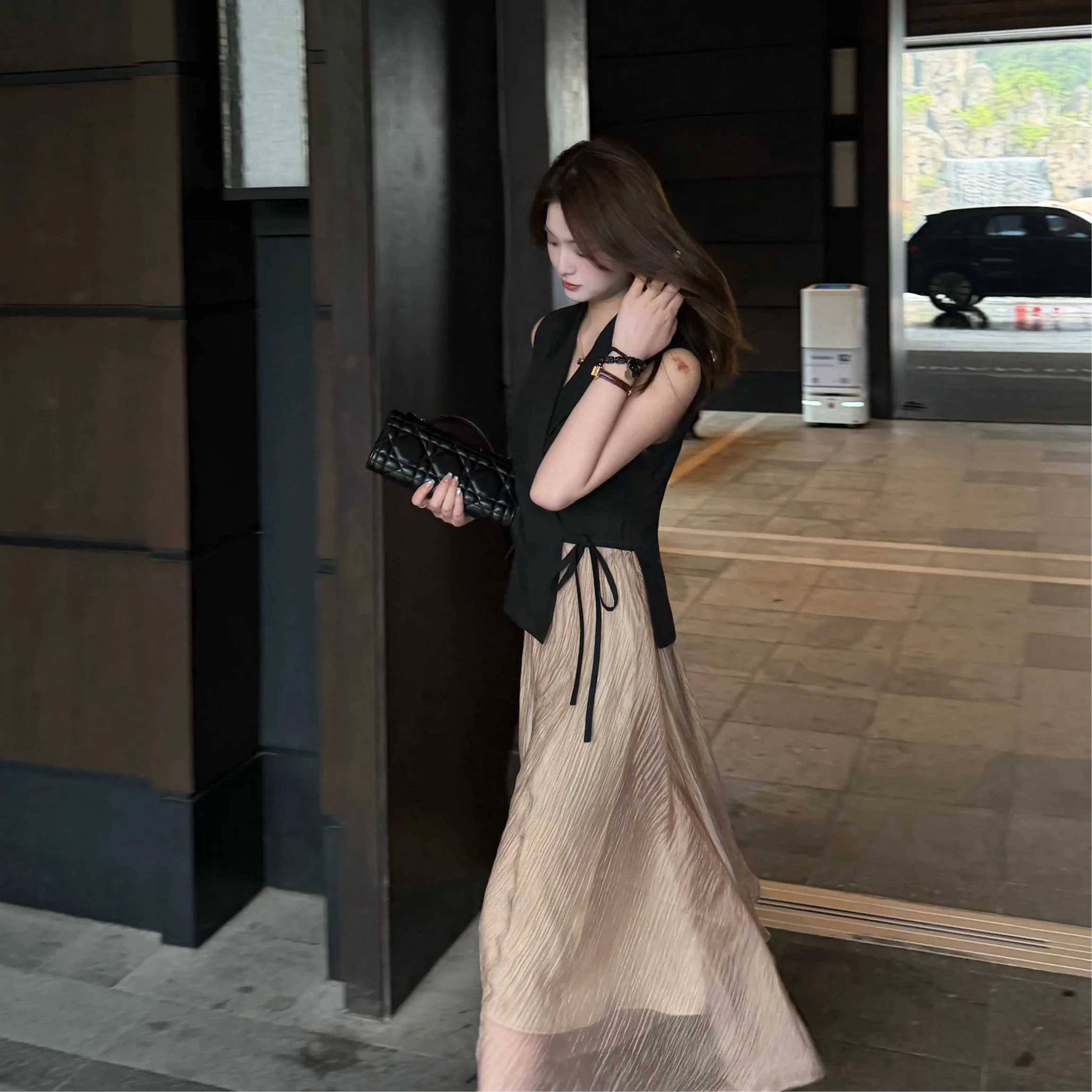 

Модный комплект-двойка 2026: платье и топ с эффектом похудения, в стиле колор-блок, имитация двух предметов, дизайнерская новинка, женская одежда