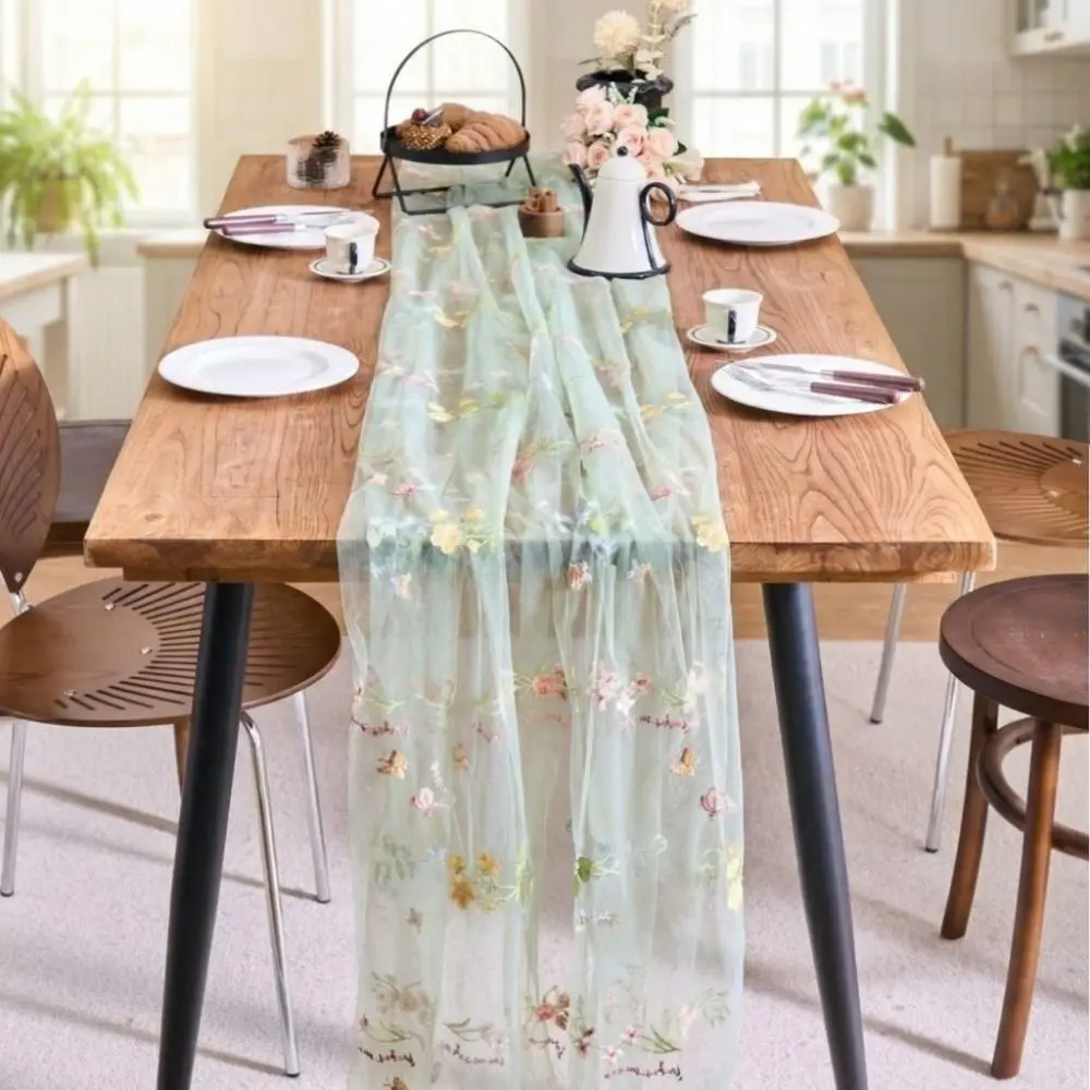 French Vintage Embroidered Floral Table Runner Fresh Color Semi-Transparent Lace Table Flag Romantic Tulle Table Runner Party