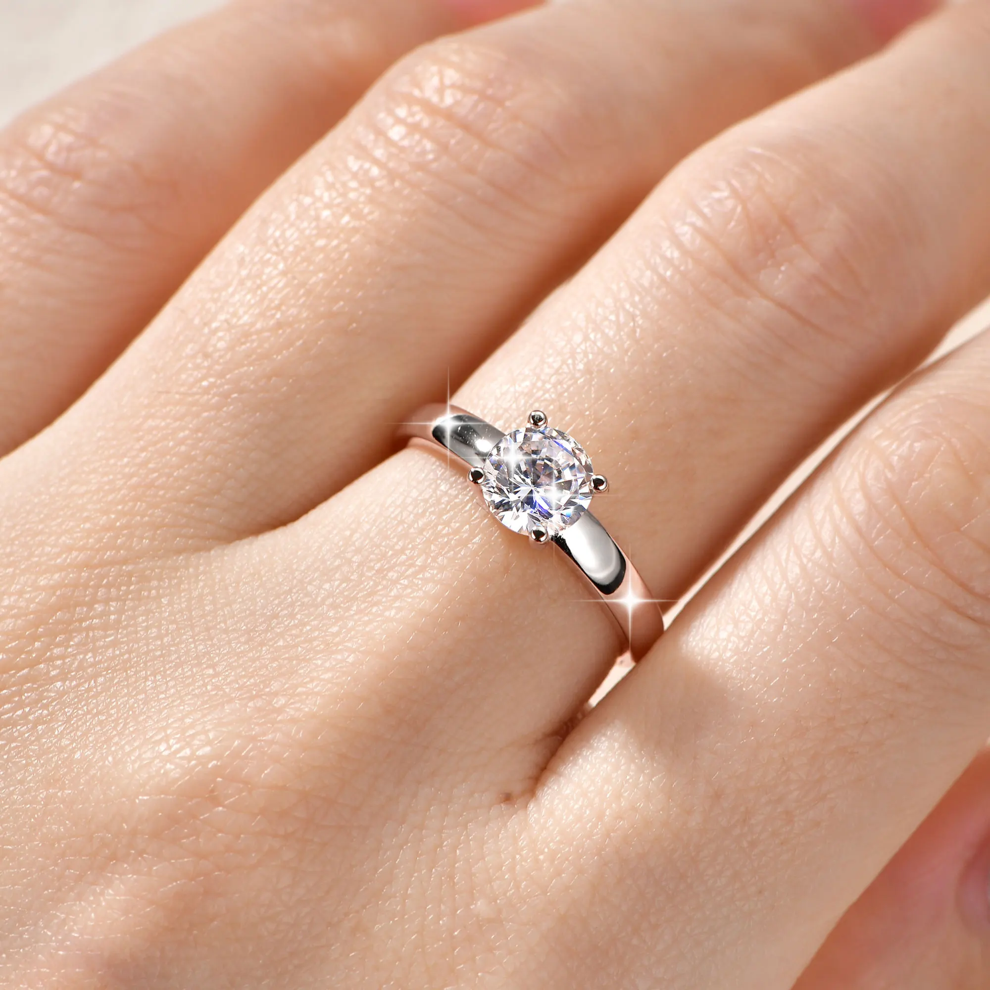 Abestecom D Color 0.5ct Moissanite Ring for Women Classic Simple Four-Prong Single-Stone Design Jewelry for Anniversary Gift