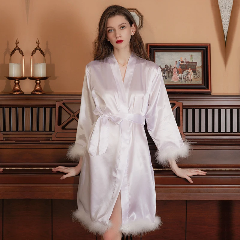 Women Feather Robe With Fur Sleepwear Bride Morning Satin Robes Nightgown Dress Elegant Wedding Bridesmaid Robe Gown Bathrobe