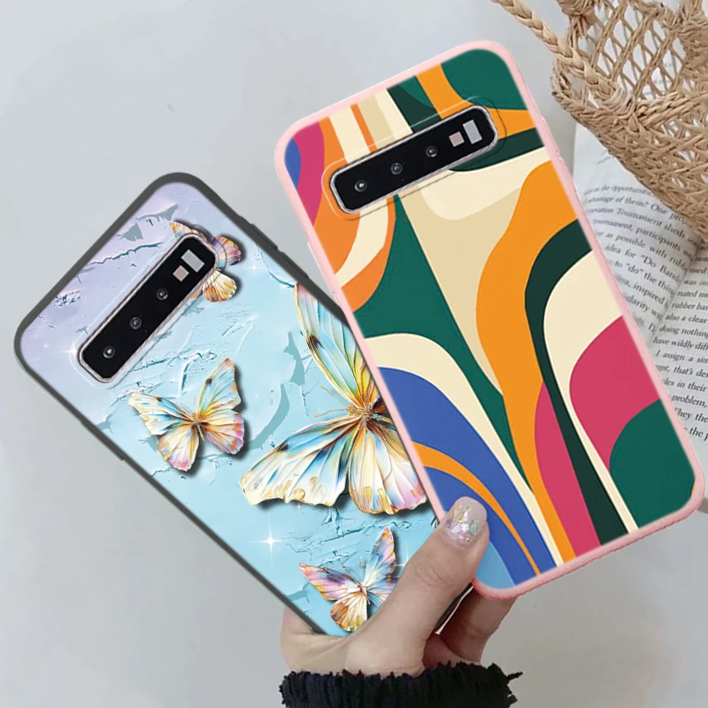 Para Samsung Galaxy A10 A11 A20 A20S A20e A21S A30 A40 M10A M11 S9 Plus S9 S10 S10e S10 Plus Popular funda de teléfono con mariposa brillante