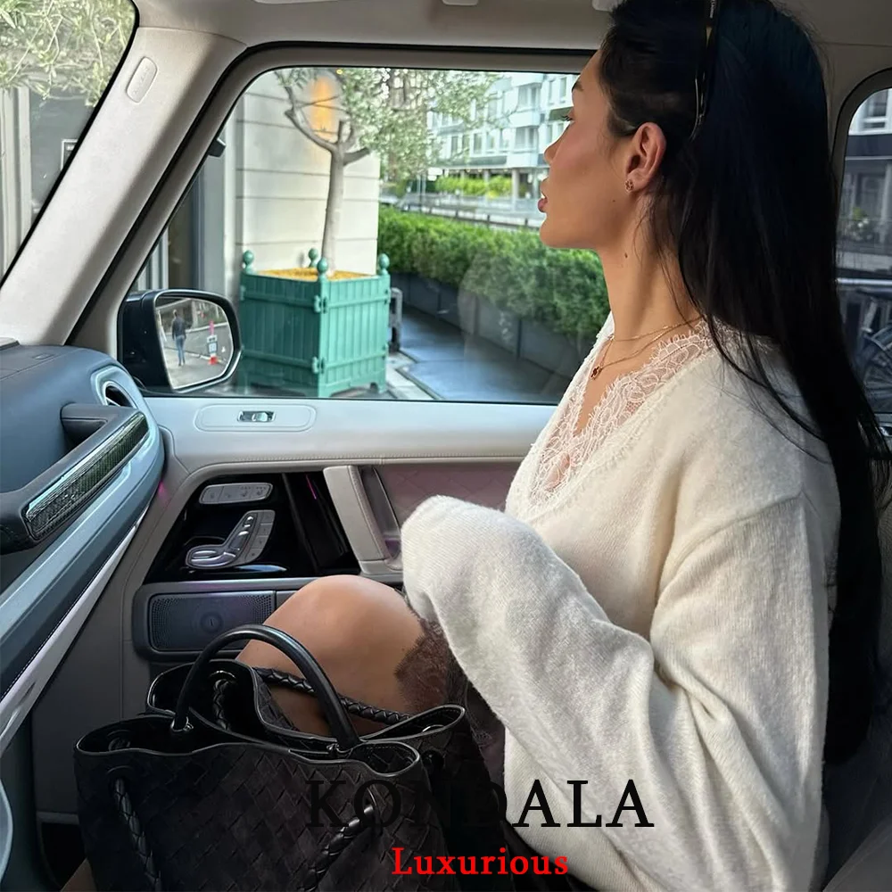 KONDALA Casual Chic Beige Lace Knit Sweaters Women V Neck Patchwork Long Sleeve Tops Fashion 2025 Autumn Winter Soft Women Tops