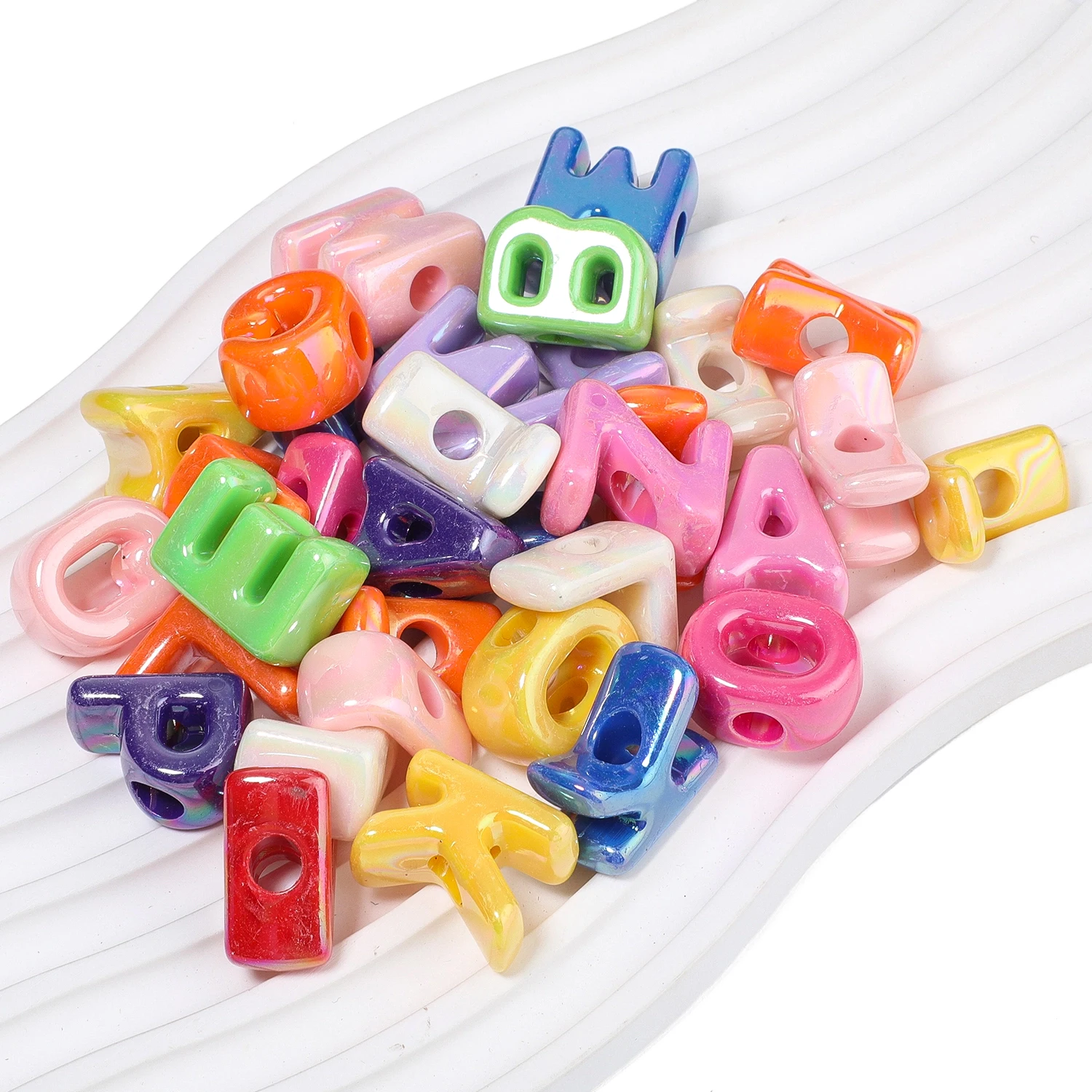 100g Farbige Acryl-Lose-Perlen mit großen Löchern in Buchstabenform für DIY-Schmuckherstellung, Armbänder, Ohrringe, Halsketten, Schlüsselanhänger-Materialien – Detail 5