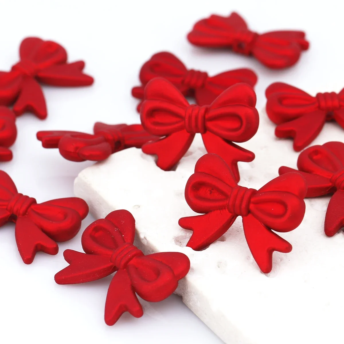 7pcs 2.9x2.3cm Matte Stereo Bowknot Acrylic Loose Beads DIY Handmade Bracelet Jewelry Craft Supplies