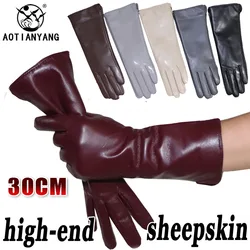 Gants en cuir pour femmes, gants en peau de mouton naturel moyen et long, doublure en flanelle chaude d'hiver, style mince et épais, gants à écran tactile en cuir de couleur longue et résistant au froid.