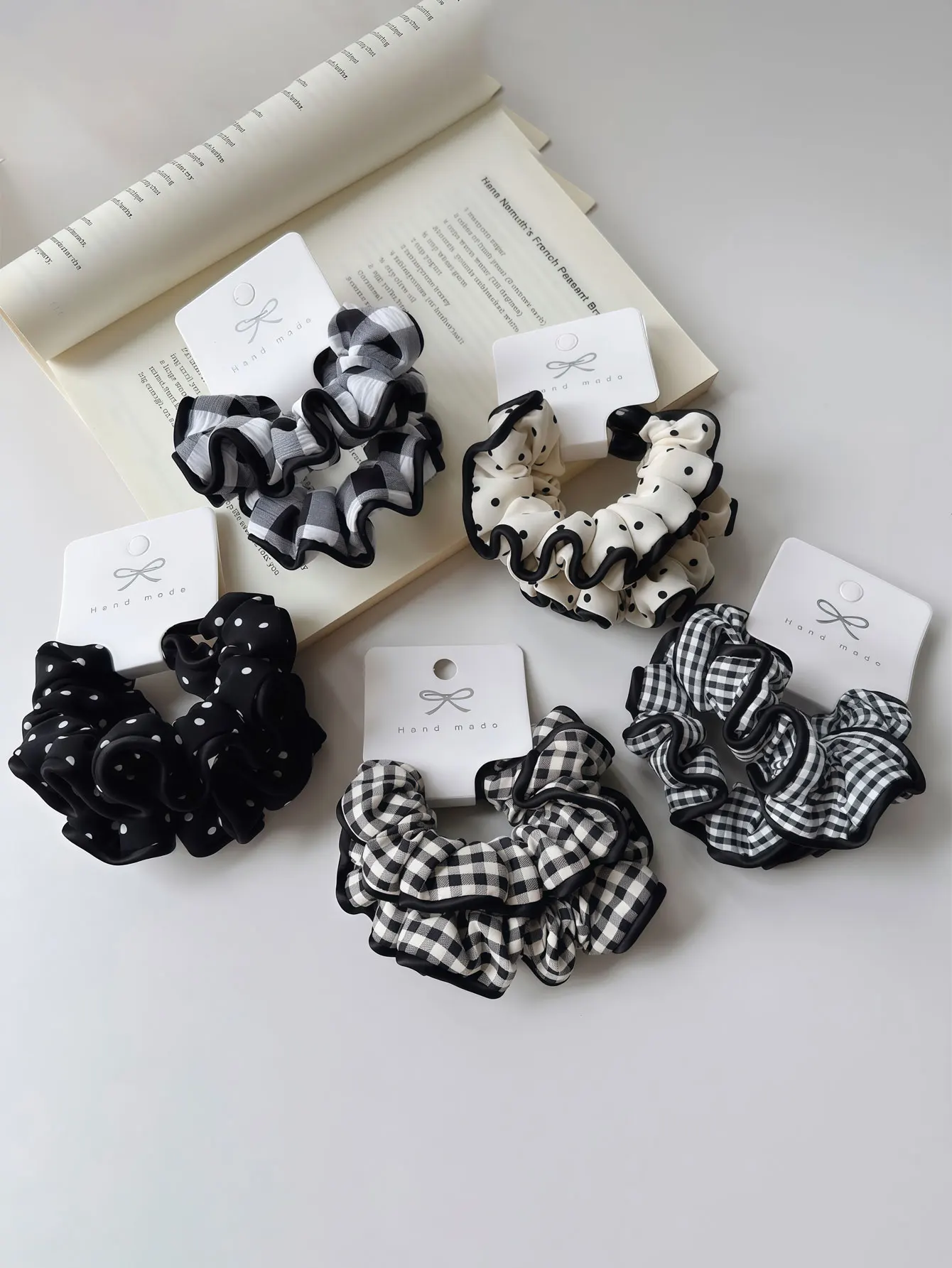 2PCS 2026 High-end Black and White Checkered Bagged-Edge Hairpin with Polka Dot Fabric Hair Tie for Braiding Hair
