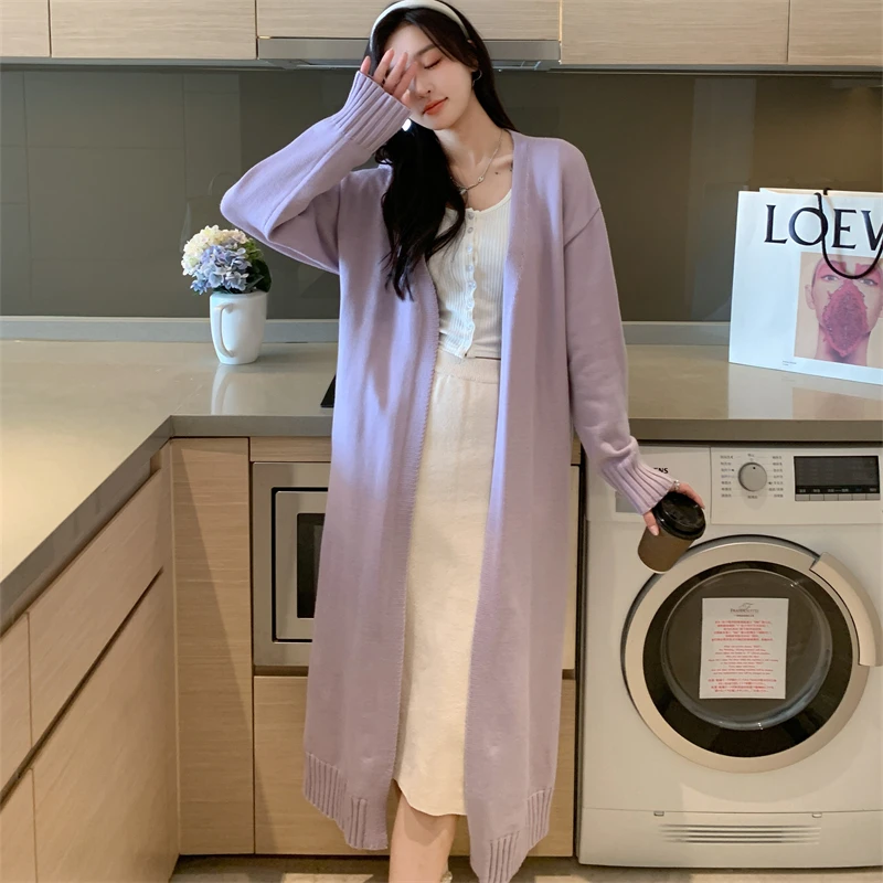2026 Spring/Summer New Korean Knee Knitted Cardigan Women's Lazy Style Multi functional Lightweight Sweater Solid Color Sweater