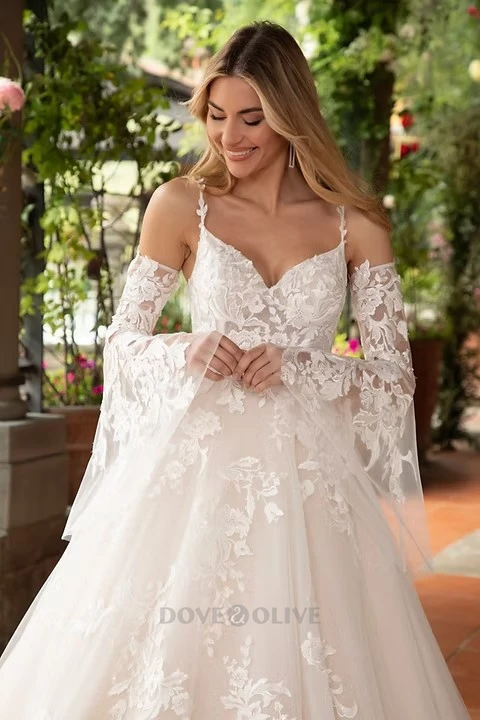 Lace Appliques Tulle Wedding Sleeves Trumpet Bride Gloves Bridal Accessory Women Formal Party Gloves