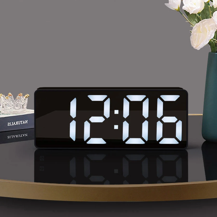 

LED Digital Alarm Clock for Bedroom, Electronic Desktop Clock with Adjustable Brightness,Snooze,12/24H Display for Home,Office