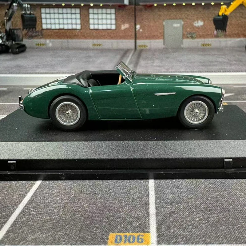 OXFORD 1:43 Scale Diecast Alloy Austin Healy 100BN1 Toys Vintage Cars Model Classic Nostalgia Adult Gift Souvenir Static Display