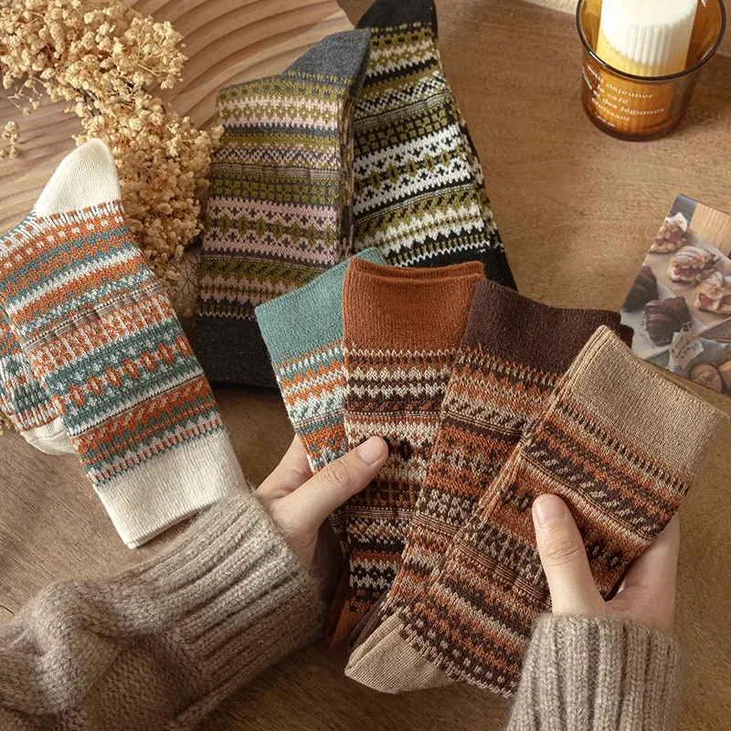 meias-femininas-de-cano-medio-algodao-dupla-costura-estilo-retro-e-moderno-meias-longas-invisiveis-outono-inverno-estil