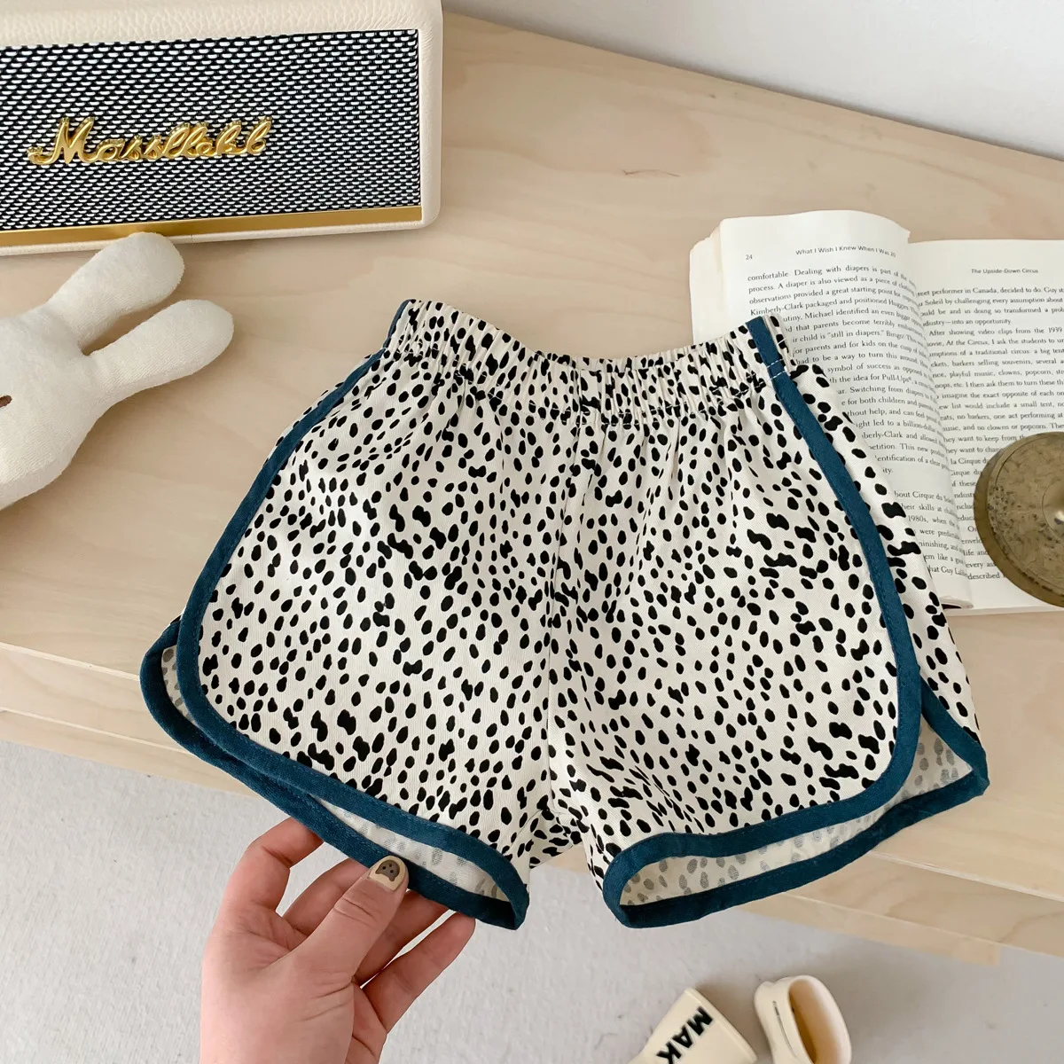 Kinder Sommer Shorts Baby Kleidung Neue Mode Mädchen Kid Leopard Print Kurze Breite Bein Hosen Boy Kid Baumwolle Casual Strand hosen