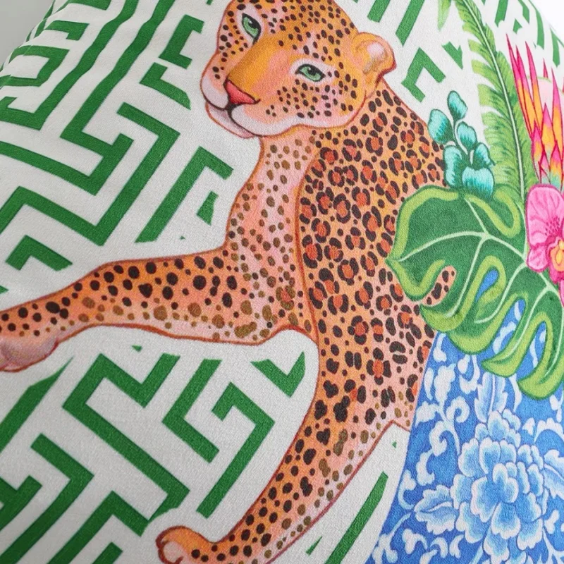 Leopard Pillows Chinese Procleain Cushion Case Green Geometric Print Velvet Decorative Pillow Cover For Sofa 45x45 50x50 60x60