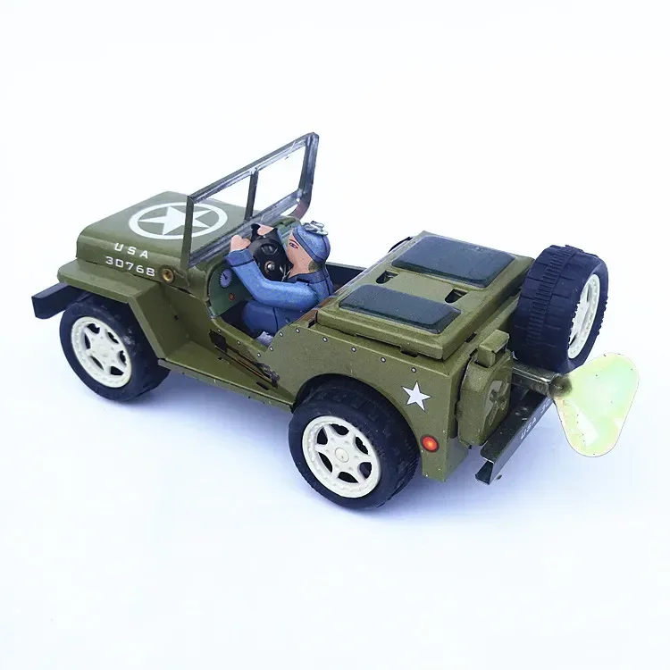 [Funny]  Adult Collection Retro Wind up toy Metal Tin The Jeep model Mechanical toy Clockwork toy figures model kids gift