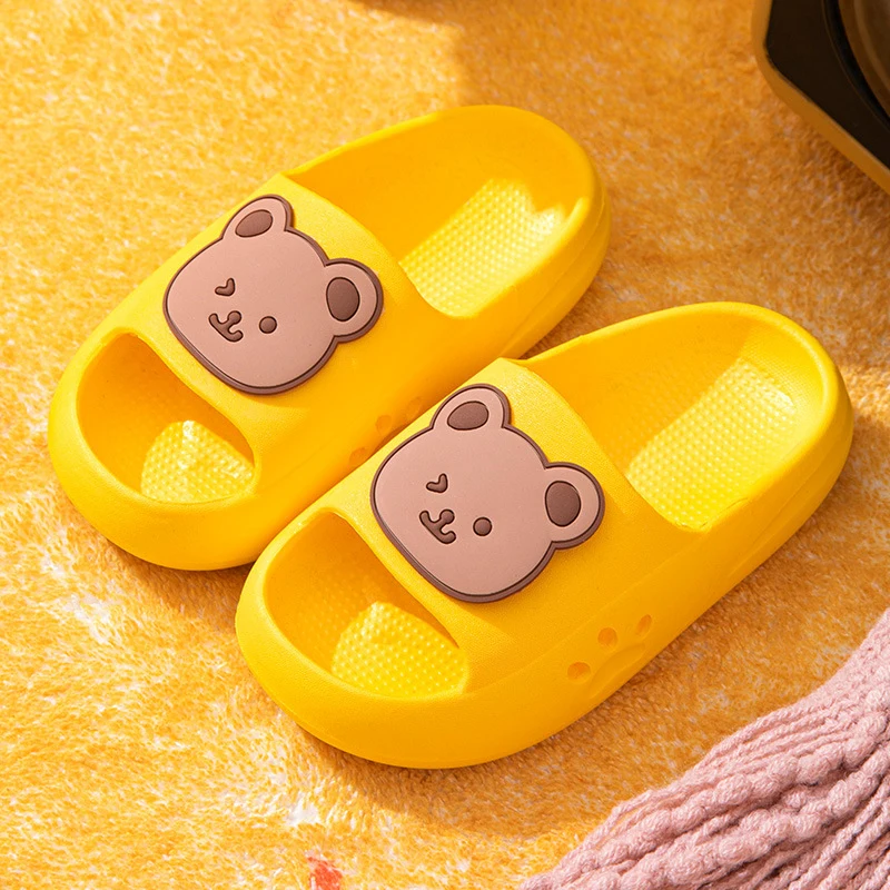 Summer Kids Slippers Cartoon Bear Home Shoes For Boy Girls Soft Eva Flat Heel Slippers Children Beach