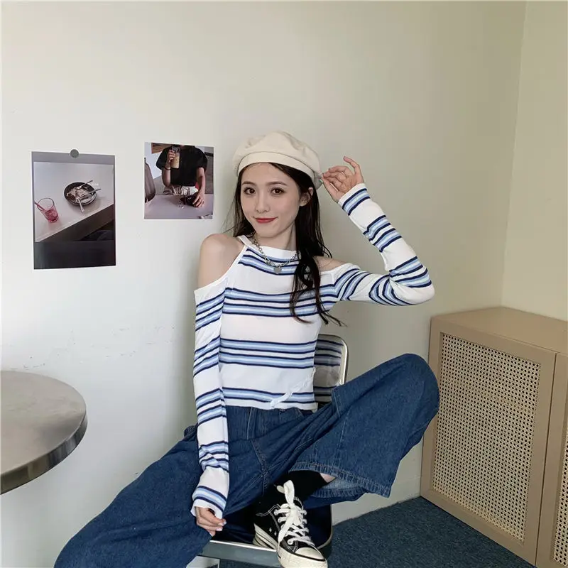 Woman Sweaters Striped Knitwear T-shirt Women\'s Season off-the-Shoulder Top Femme Chandails Pull Hiver