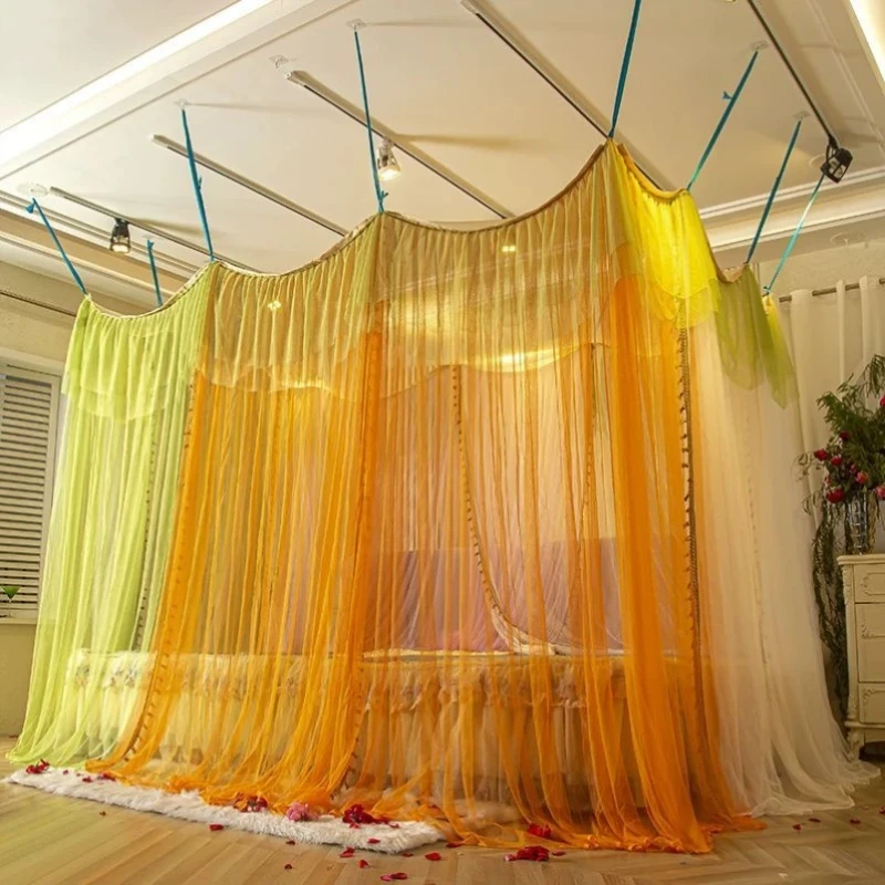 No perforated lace edge bohemian style romantic resort hotel style bedroom art style bed mantle mosquito net