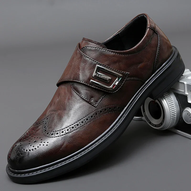 Spring New Luxury Men's Leather Shoes Black Coffee Carved Shoes Dress Men's Low Heel Casual Wedding Office Loafers Men Shoes