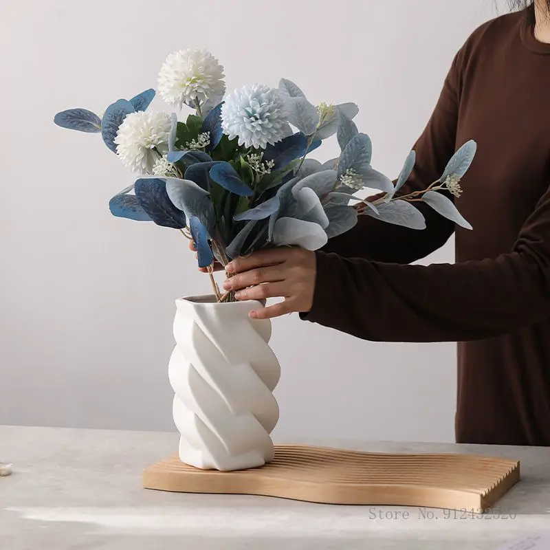 Creative Geometry Ceramic Vase, Modern Flower Arrangements Gardening Home Living Room Bedroom Office Dining-table Decoration 1Pc