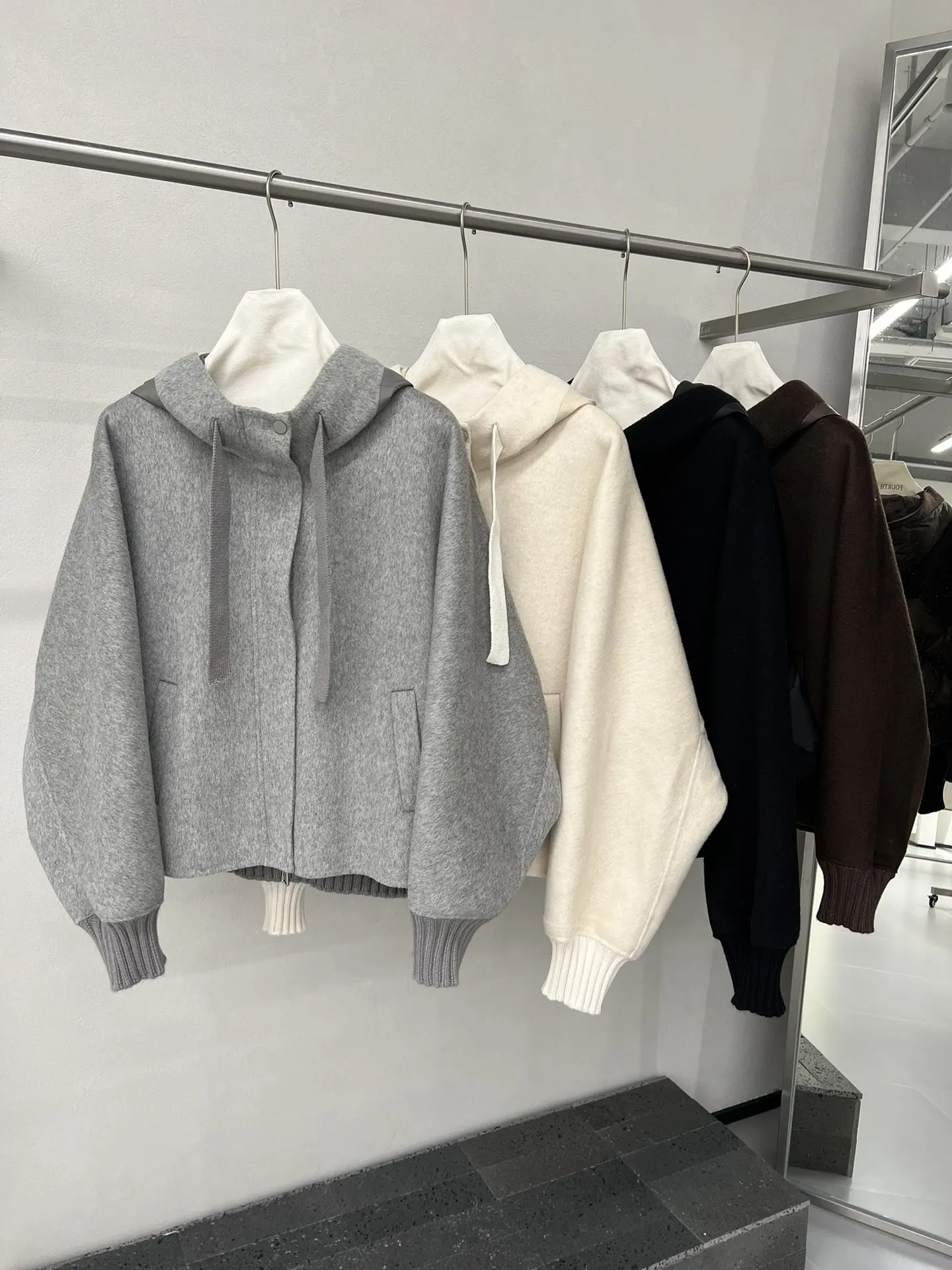 Novo outono e inverno de alta qualidade casual com capuz casaco de lã australiano com pato branco elegante para baixo