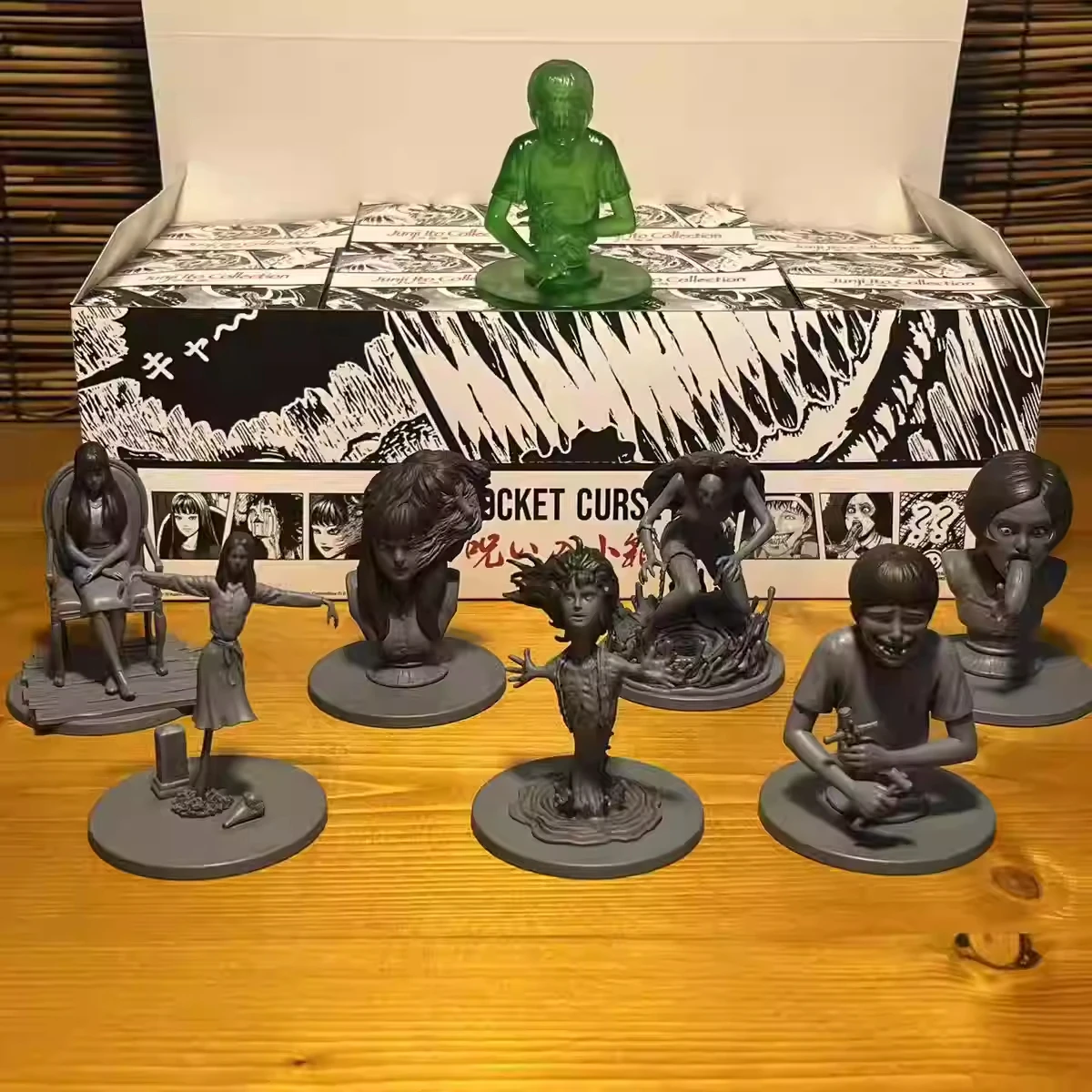 

Junji Ito Official Blind Box Gashapon Character Collection Curse Box 2 Tomie Slug Girl Fashion Ornament Toy