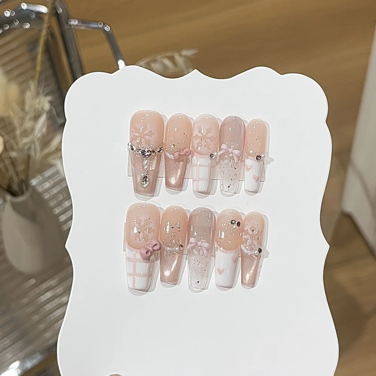 10Pcs Crystal Cat Eye Handmade Press on Nails Butterfly Shell Fake Nail Pearl Rhinestone French Wearable Manicure False Nail Tip