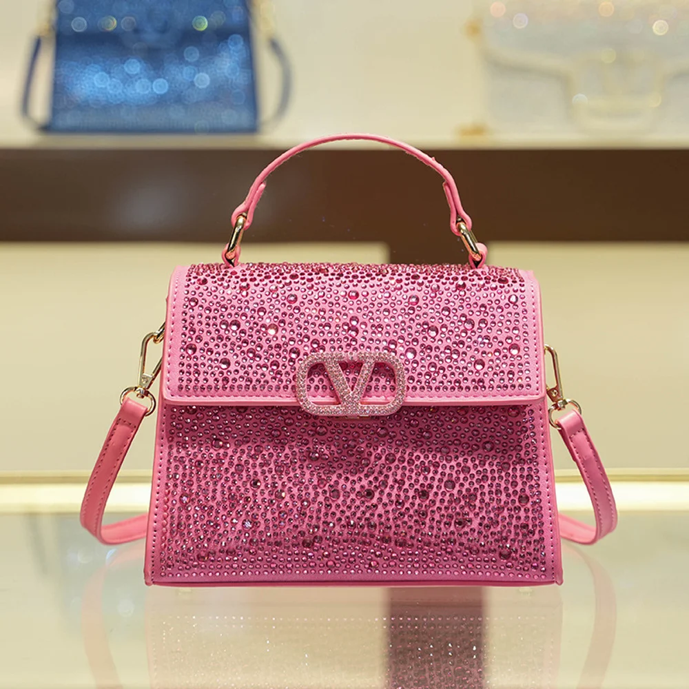 

2025 New Bright Diamond Handbag Fashion Hot Diamond Letter Decoration Single Shoulder Cross Shoulder Women's Bag