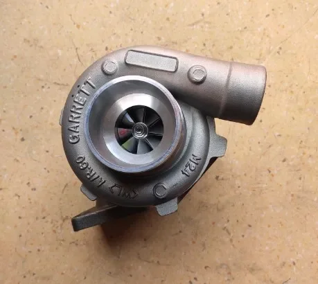 

Турбокомпрессор экскаватора S6D105 для PC200-5 6207-81-8210