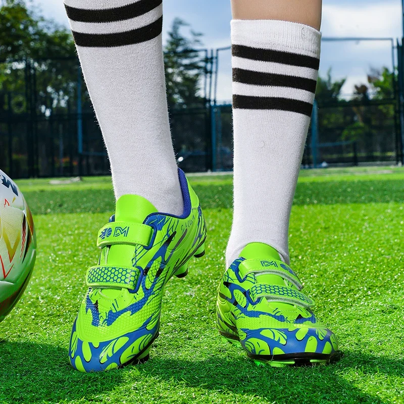 Neue Männer Kinder Fußball Stiefel Ultraleicht Jungen Professionelle Fußball Schuhe Stollen Nicht-Slip Spiel Gras Training Schuhe Drop Verschiffen – Detail 24