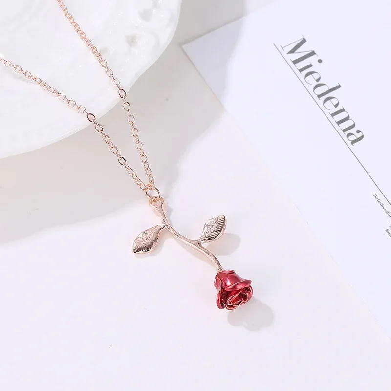 European and American Fashion Personality Temperament Red Rose Pendant Necklace Women\'s Simple and Creative Oil Drop Necklace