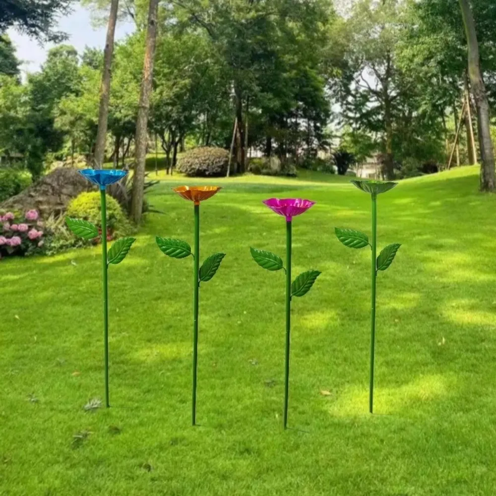 Yard Decoration Outdoor Bee Water Feeder Garden Stake Flower Design Insect Drinking Cup Iron Bee Butterfly Water Dispenser Farm
