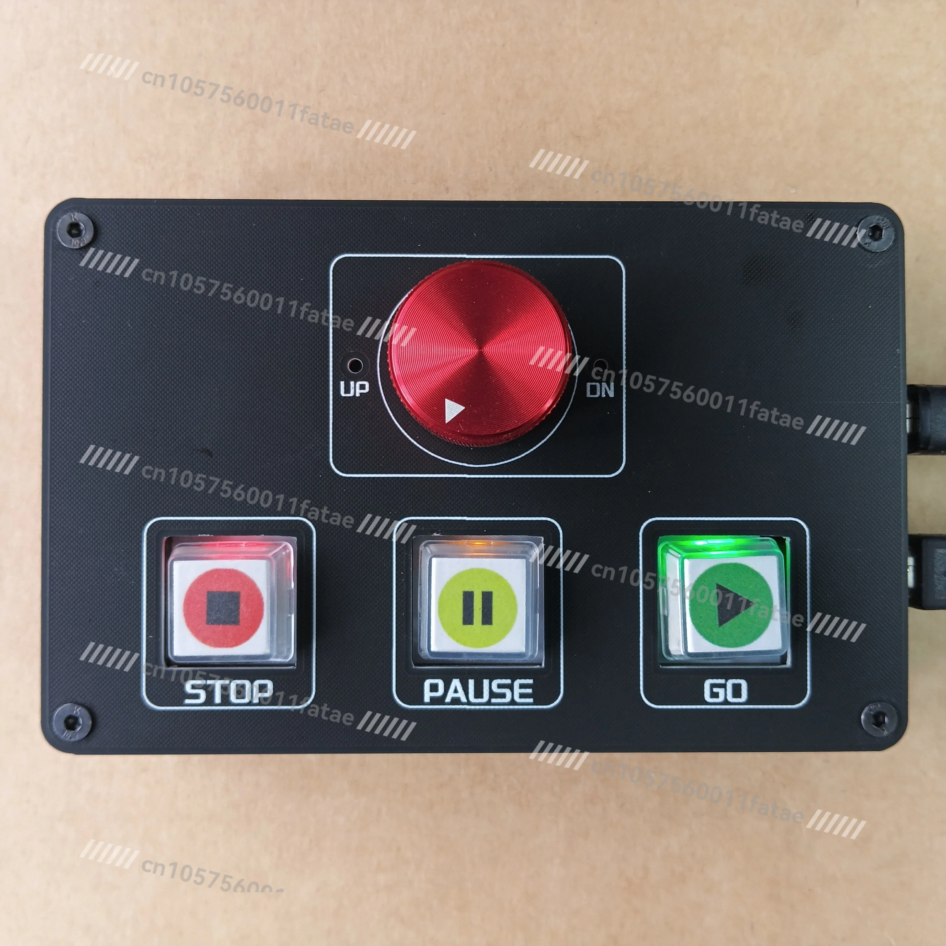

Synchronized Shortcuts for Both Ports, Music Playback Control, Audio Dedicated USB Computer Keyboard