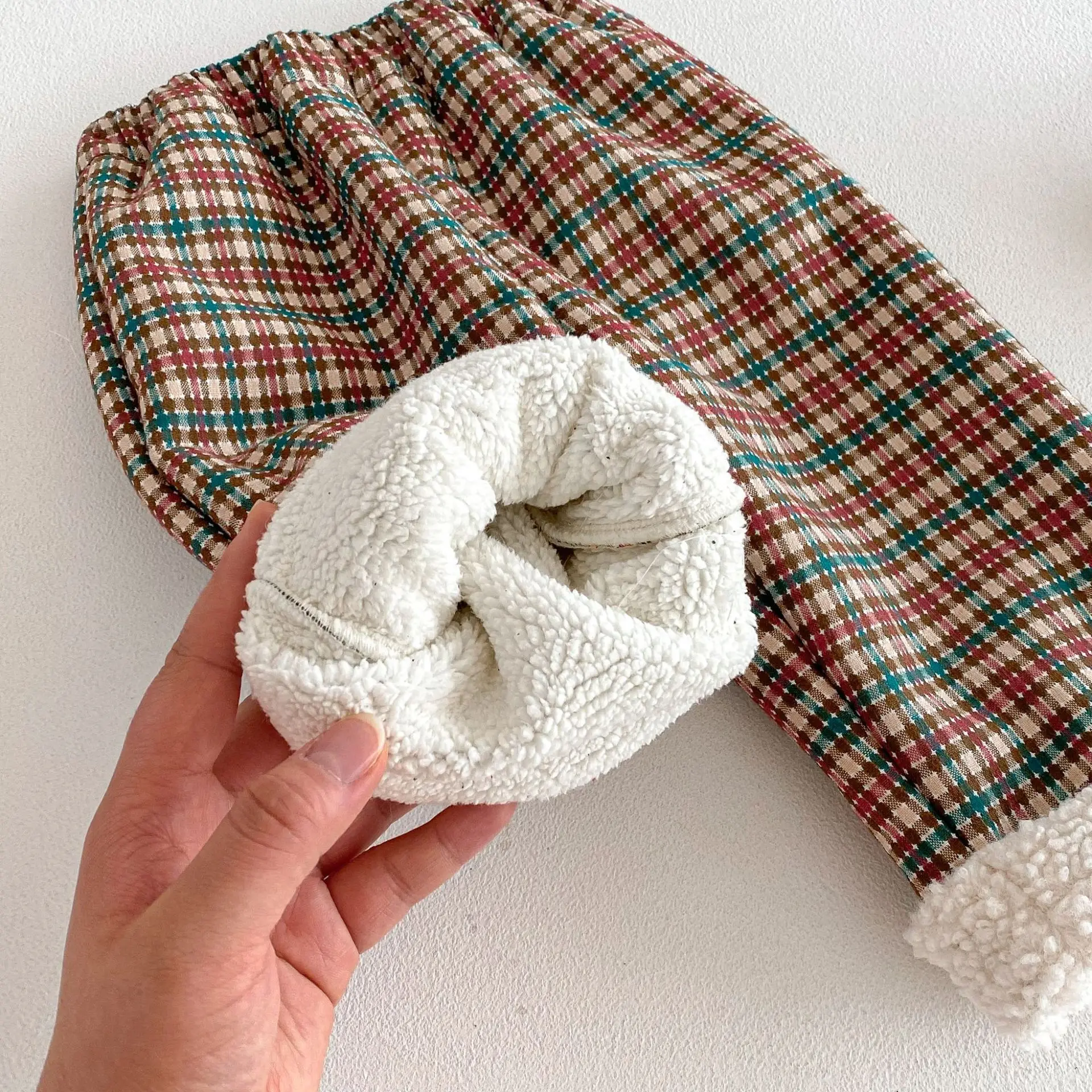 جديد الاطفال صوف مبطن السراويل 0-5Y الفتيات الفتيان الدافئة الملونة منقوشة مكبل عارضة أنيق فحص السراويل الشتاء الأطفال قيعان