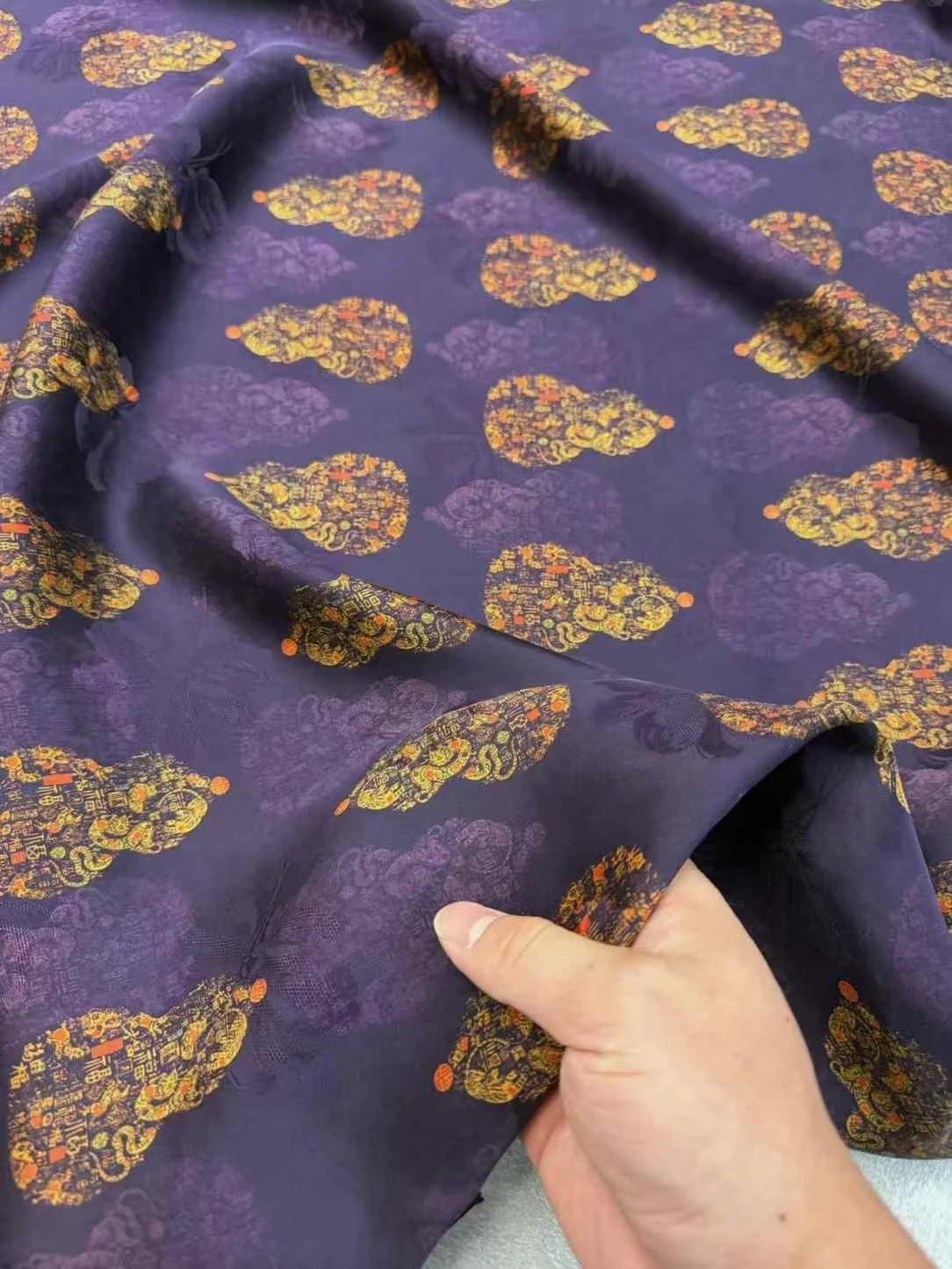 Purple Gourd Transparent Hole Flower Rose Red Cloud Yarn Silk Fabric Dress Shirt Cheongsam Silk Fabric