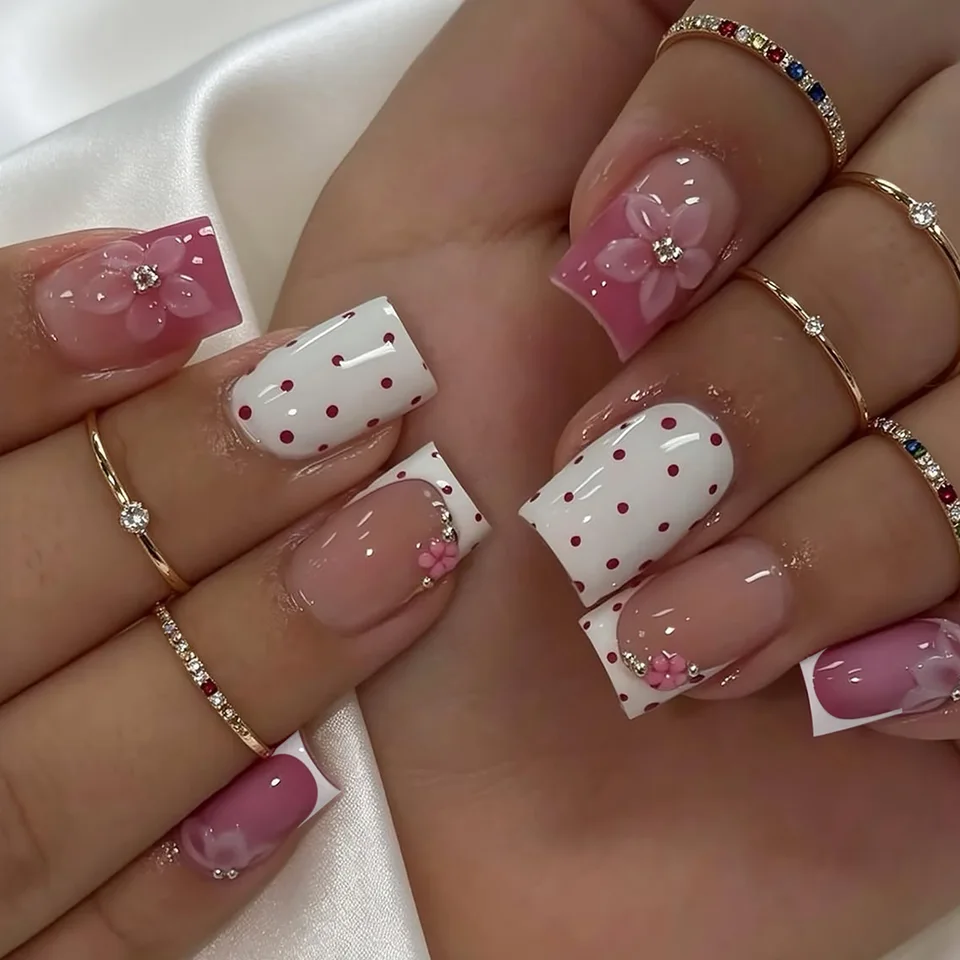 24 piezas de uñas postizas dulces, cuadradas medianas, con flores rosas, cobertura completa, francesas acrílicas, para chicas 2